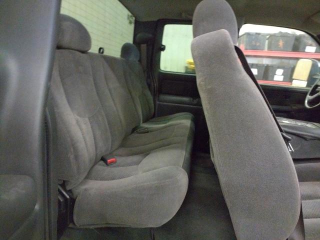 Photo 10 from auction – 2003 CHEVROLET SILVERADO with VIN 1GCEK19V33E314804