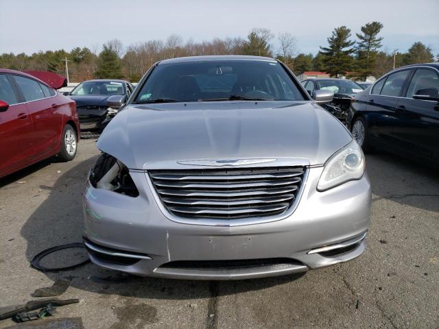 Photo 5 from auction – 2013 CHRYSLER 200 LX with VIN 1C3CCBAG0DN697145