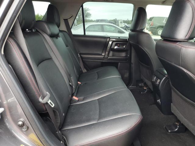 Photo 10 from auction – 2020 TOYOTA 4RUNNER SR with VIN JTEBU5JR7L5765054