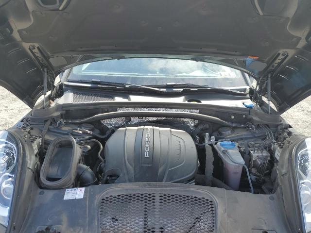 Photo 11 from auction – 2018 PORSCHE MACAN with VIN WP1AA2A56JLB14199