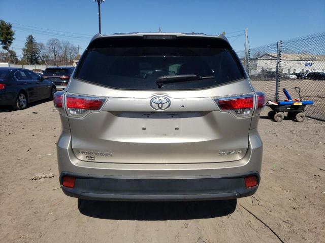 Photo 6 from auction – 2015 TOYOTA HIGHLANDER with VIN 5TDJKRFH1FS133128