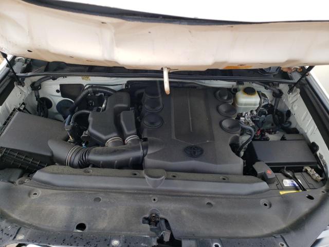 Photo 11 from auction – 2015 TOYOTA 4RUNNER SR with VIN JTEBU5JR5F5274065
