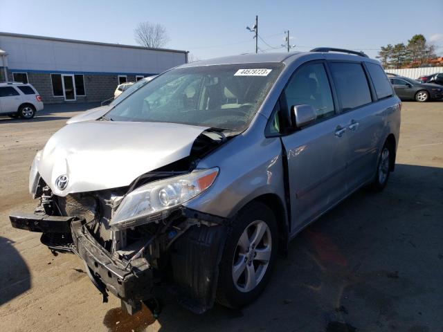 TOYOTA SIENNA LE 2015 with VIN 5TDKK3DC6FS530617 - Photo from auction
