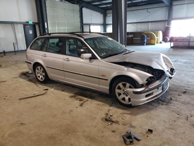 Photo 4 from auction – 2000 BMW 323 IT with VIN WBAAR3345YJM02710