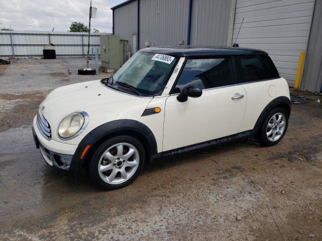 MINI COOPER 2010 with VIN WMWMF3C59ATU78519 - Photo from auction