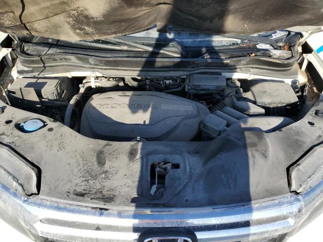 Photo 11 from auction – 2018 HONDA RIDGELINE with VIN 5FPYK3F62JB015118