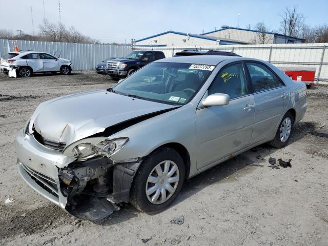TOYOTA CAMRY LE 2005 with VIN 4T1BE30K15U615598 - Photo from auction