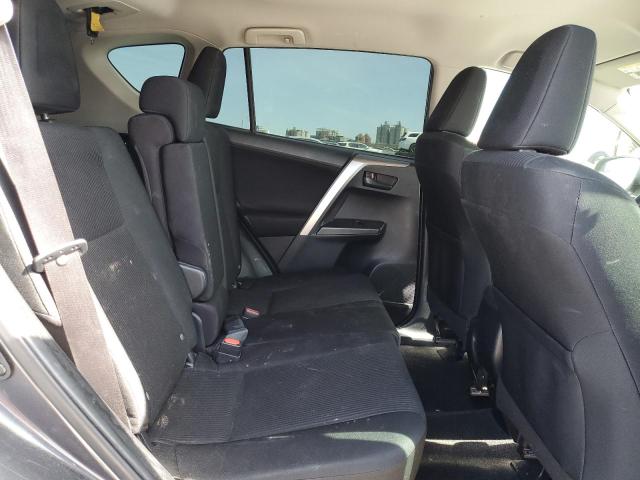 Photo 11 from auction – 2017 TOYOTA RAV4 LE with VIN JTMZFREV6HJ721282