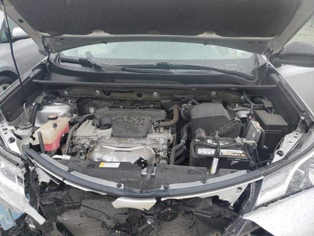 Photo 12 from auction – 2015 TOYOTA RAV4 LE with VIN JTMZFREV4FJ049610