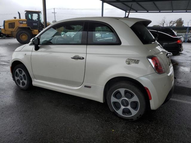 Photo 2 from auction – 2015 FIAT 500 ELECTR with VIN 3C3CFFGE3FT749844
