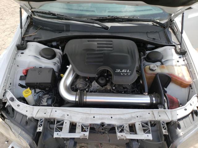Photo 11 from auction – 2019 CHRYSLER 300 S with VIN 2C3CCAGG3KH542631