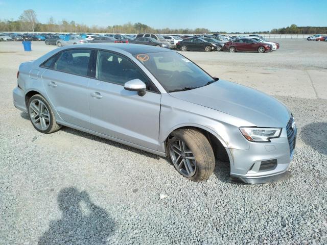 Photo 4 from auction – 2018 AUDI A3 PREMIUM with VIN WAUB8GFF2J1049098
