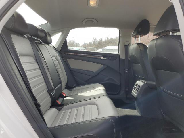 Photo 10 from auction – 2015 VOLKSWAGEN PASSAT SE with VIN 1VWBT7A33FC097216
