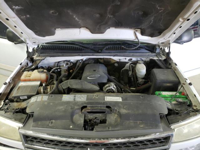 Photo 11 from auction – 2005 CHEVROLET SILVERADO with VIN 1GCHK29U45E162447