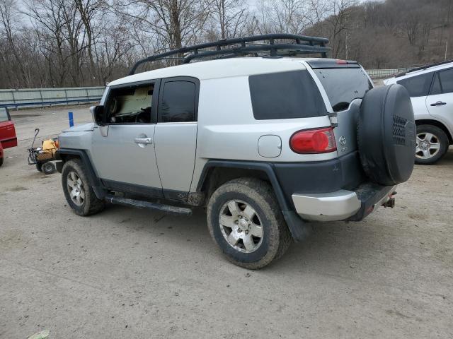 Photo 2 from auction – 2007 TOYOTA FJ CRUISER with VIN JTEBU11F770029068