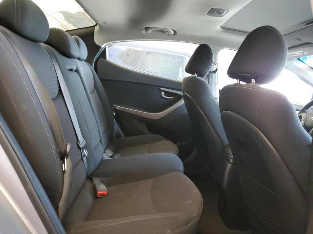 Photo 11 from auction – 2016 HYUNDAI ELANTRA SE with VIN 5NPDH4AE2GH776347
