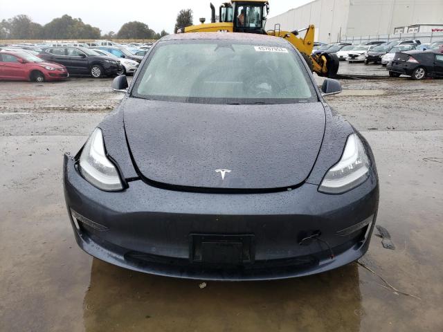 Photo 5 from auction – 2018 TESLA MODEL 3 with VIN 5YJ3E1EA8JF047060