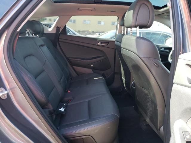 Photo 11 from auction – 2017 HYUNDAI TUCSON LIM with VIN KM8J33A22HU323320