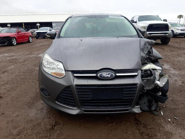 Foto 5 de la subasta – 2014 FORD FOCUS SE con VIN 1FADP3K22EL374893