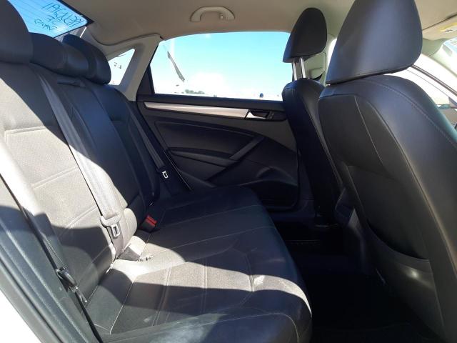 Photo 10 from auction – 2014 VOLKSWAGEN PASSAT S with VIN 1VWAT7A34EC115376