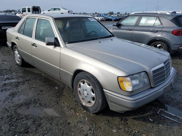 Photo 4 from auction – 1994 MERCEDES-BENZ E 320 with VIN WDBEA32E6RC107447