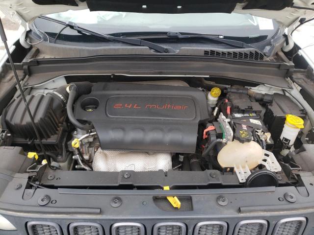 Photo 11 from auction – 2015 JEEP RENEGADE T with VIN ZACCJBCT6FPB80826