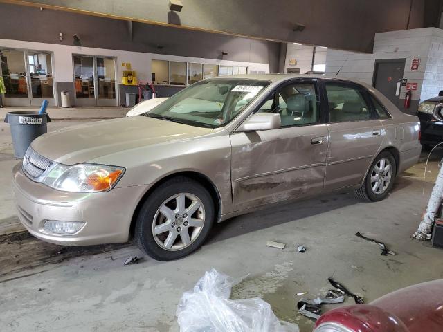 TOYOTA AVALON XL 2000 with VIN 4T1BF28B7YU067865 - Photo from auction