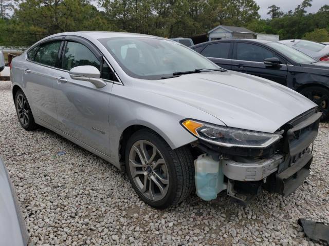 Photo 4 from auction – 2019 FORD FUSION TIT with VIN 3FA6P0RU2KR117292