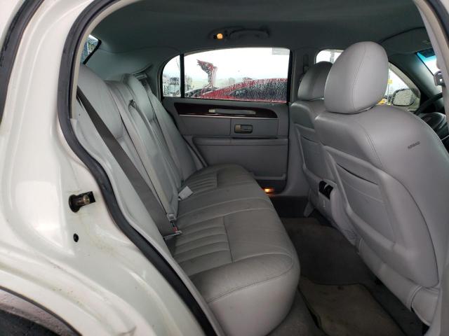 Photo 10 from auction – 2004 LINCOLN TOWN CAR E with VIN 1LNHM81W14Y650757