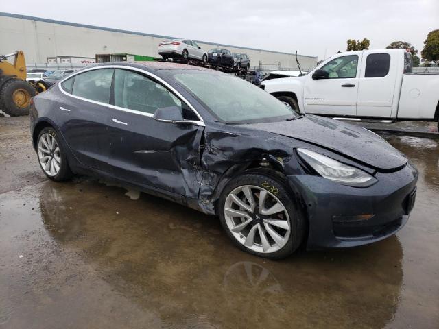 Photo 4 from auction – 2018 TESLA MODEL 3 with VIN 5YJ3E1EA8JF047060