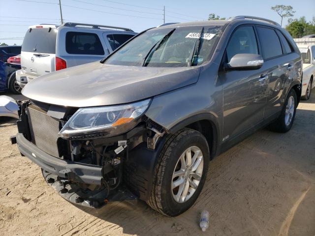 Photo 1 from auction – 2015 KIA SORENTO LX with VIN 5XYKTCA61FG575036