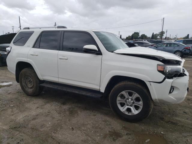Photo 4 from auction – 2019 TOYOTA 4RUNNER SR with VIN JTEBU5JRXK5670129