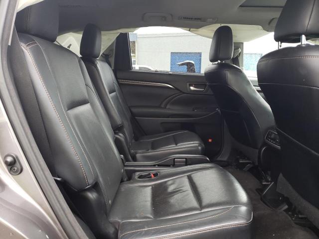 Photo 10 from auction – 2015 TOYOTA HIGHLANDER with VIN 5TDDKRFH2FS120286