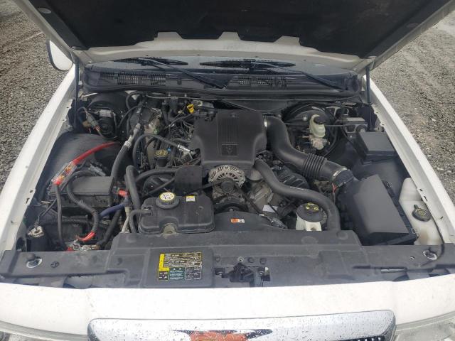 Photo 11 from auction – 2004 MERCURY GRAND MARQ with VIN 2MEFM75W24X643105
