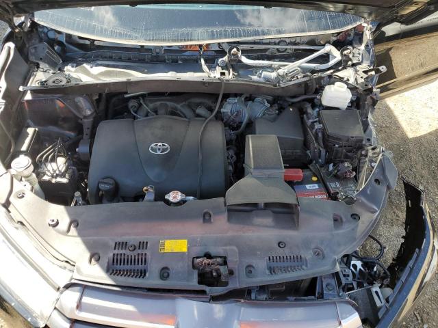 Photo 12 from auction – 2019 TOYOTA HIGHLANDER with VIN 5TDJZRFH0KS565425