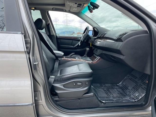 Photo 5 from auction – 2006 BMW X5 3.0I with VIN 5UXFA13536LY30014
