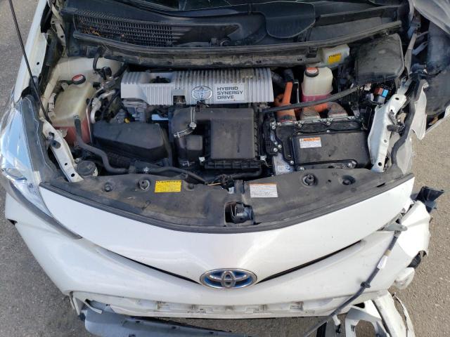 Photo 11 from auction – 2015 TOYOTA PRIUS V with VIN JTDZN3EU5FJ018440