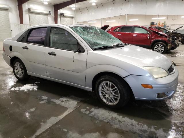 Photo 4 from auction – 2005 FORD FOCUS ZX4 with VIN 1FAFP34N25W214527