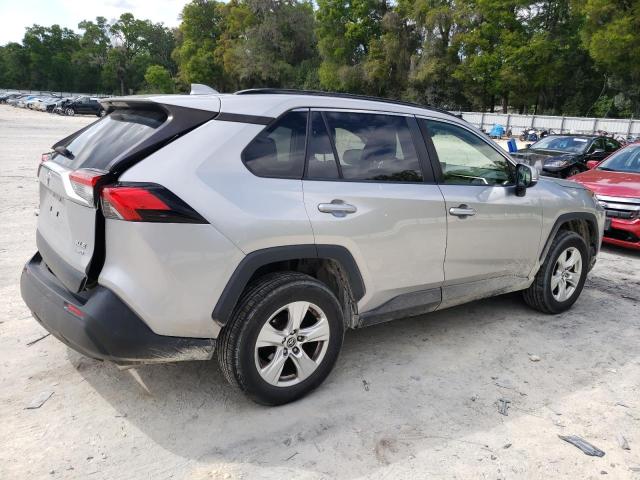 Photo 3 from auction – 2019 TOYOTA RAV4 XLE with VIN JTMP1RFV5KD013020