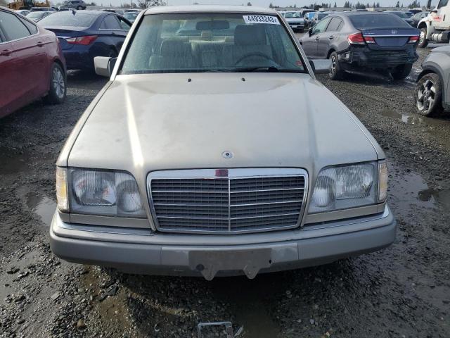 Photo 5 from auction – 1994 MERCEDES-BENZ E 320 with VIN WDBEA32E6RC107447