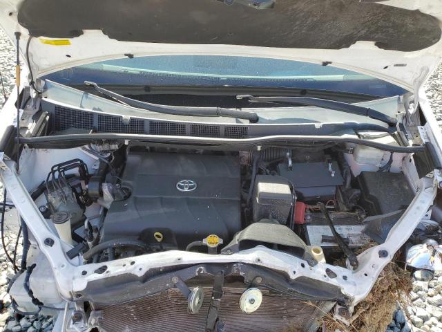 Photo 12 from auction – 2013 TOYOTA SIENNA LE with VIN 5TDKK3DC3DS300501