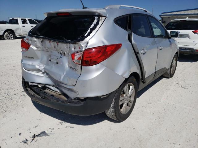 Photo 3 from auction – 2011 HYUNDAI TUCSON GLS with VIN KM8JU3AC9BU274341