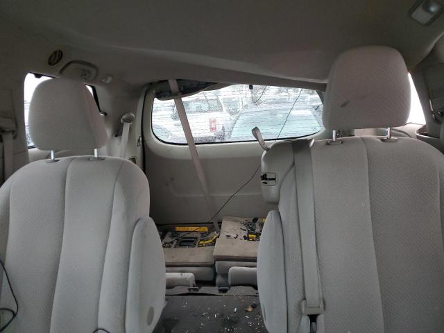 Photo 10 from auction – 2011 TOYOTA SIENNA LE with VIN 5TDKK3DC1BS109365