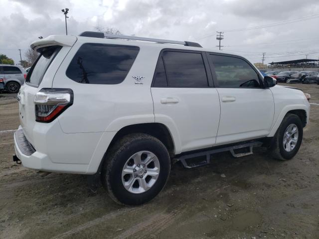 Photo 3 from auction – 2021 TOYOTA 4RUNNER SR with VIN JTEEU5JR6M5236578