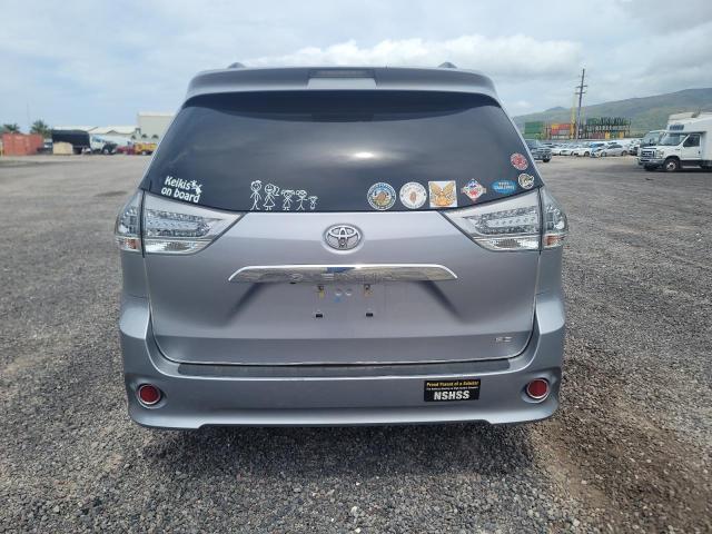 Photo 6 from auction – 2017 TOYOTA SIENNA SE with VIN 5TDXZ3DC3HS776612