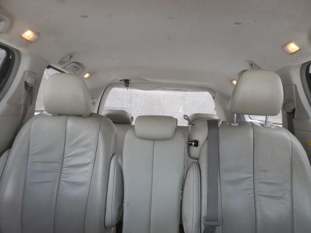 Photo 10 from auction – 2011 TOYOTA SIENNA XLE with VIN 5TDYK3DC7BS020653