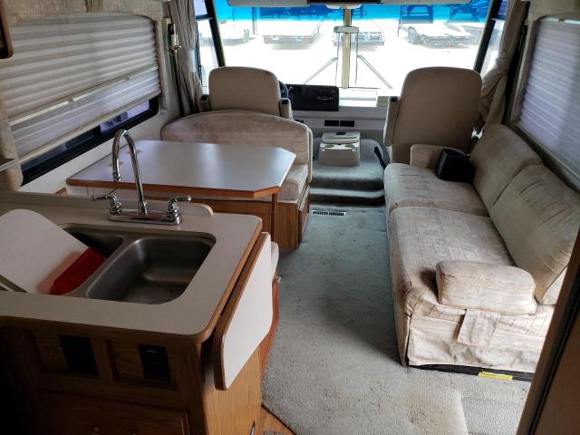 Photo 5 from auction – 2000 WINNEBAGO TRAILER with VIN 5B4KP37J7X3311685
