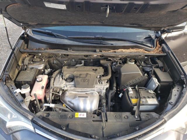 Photo 12 from auction – 2017 TOYOTA RAV4 LE with VIN JTMBFREV0HJ711462
