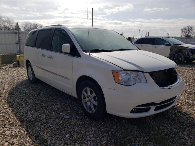 Photo 4 from auction – 2012 CHRYSLER TOWN & COU with VIN 2C4RC1BG7CR410447