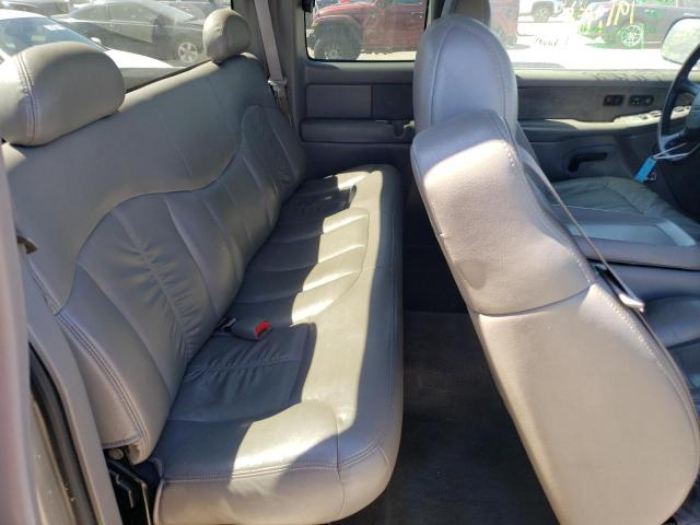 Photo 10 from auction – 2000 GMC NEW SIERRA with VIN 2GTEC19T1Y1126271
